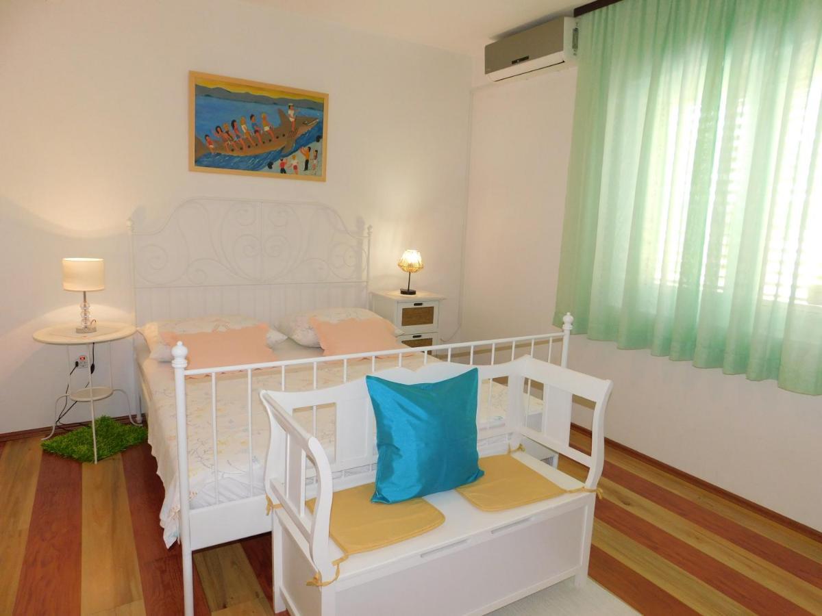 Apartment Dalmatia Ketty Makarska Exterior photo