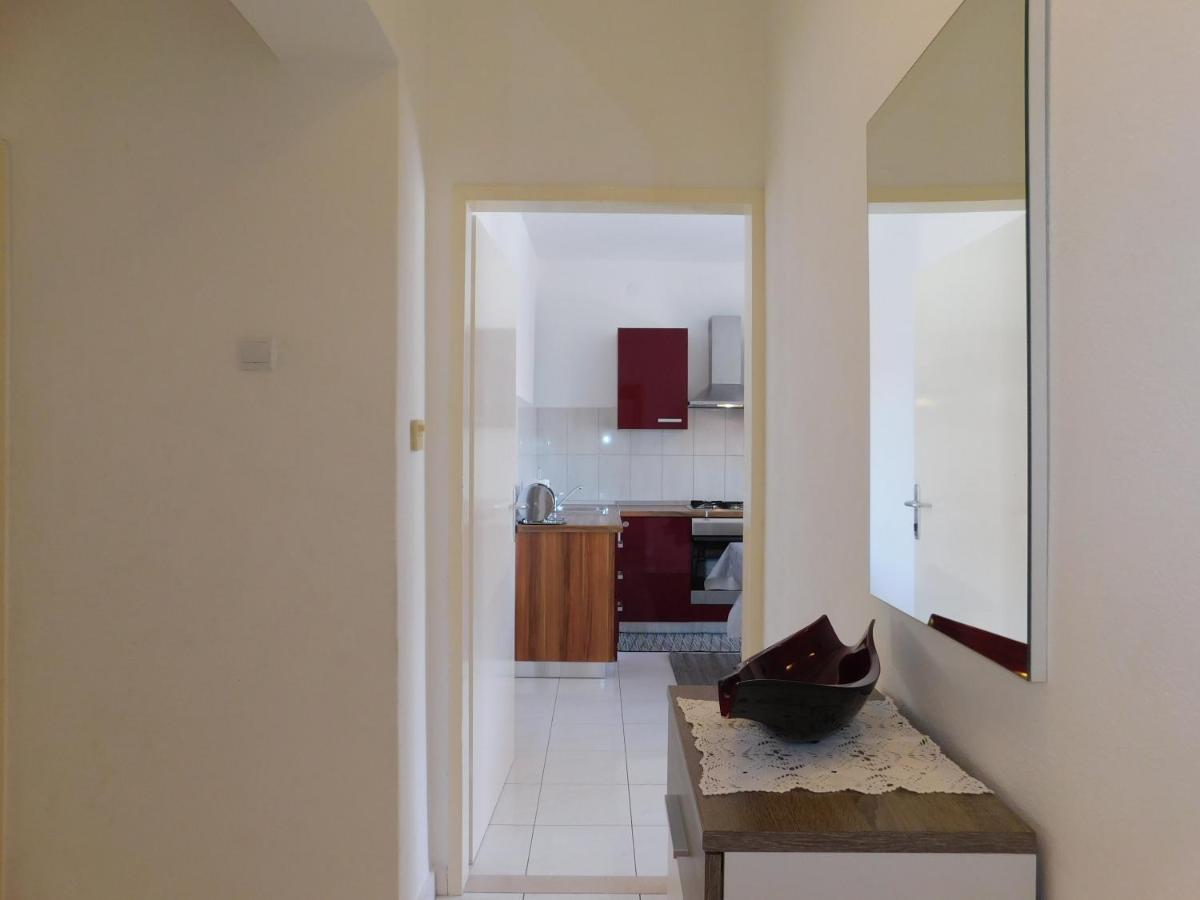 Apartment Dalmatia Ketty Makarska Exterior photo